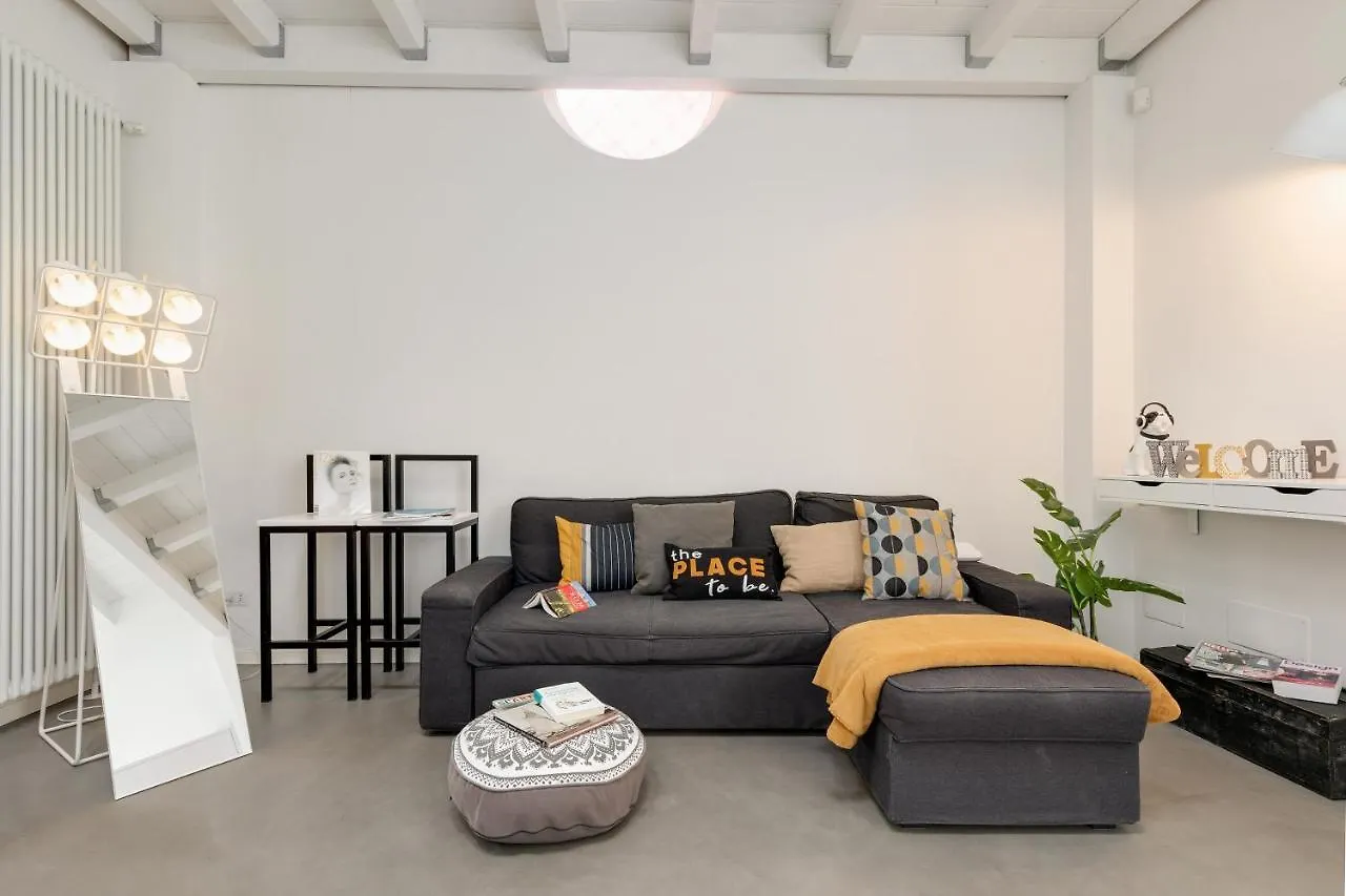 Rome As You Feel - Alibert Design Loft דירה